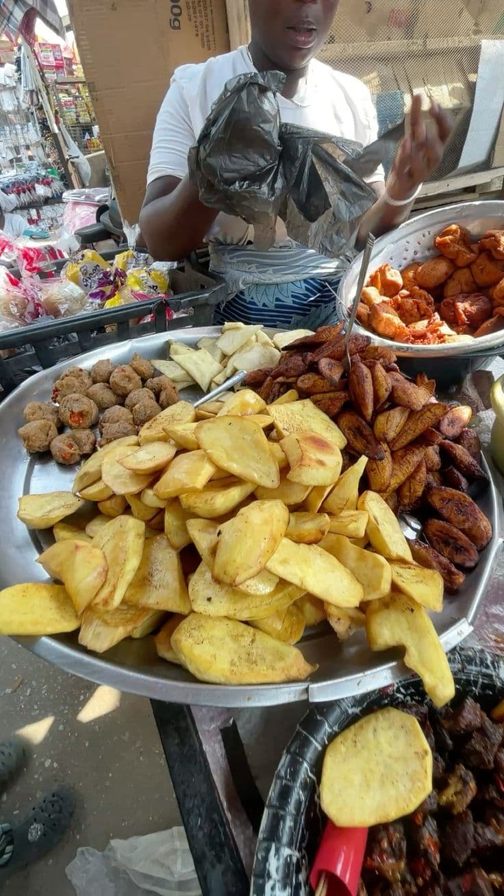NIGERIAN STREET FOOD: THE CORE OF NAIJA CULTURE!